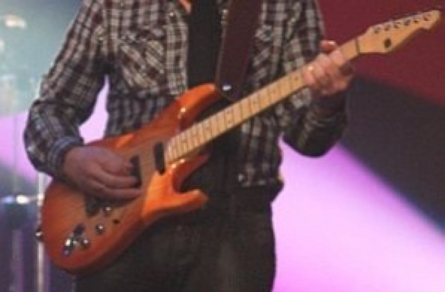 Пускат 100 промо билета за учащи и пенсионери за концерта на Крис Норман