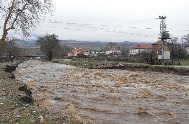 Падна мост в село край Струмяни