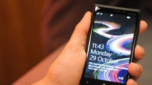 Nokia се прицели в BlackBerry