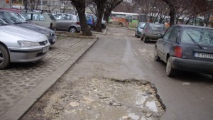 Приключи фрезоването на улиците започват да асфалтират