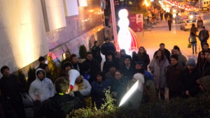 Около 50 души събра поредният протест скочиха срещу Обществения съвет