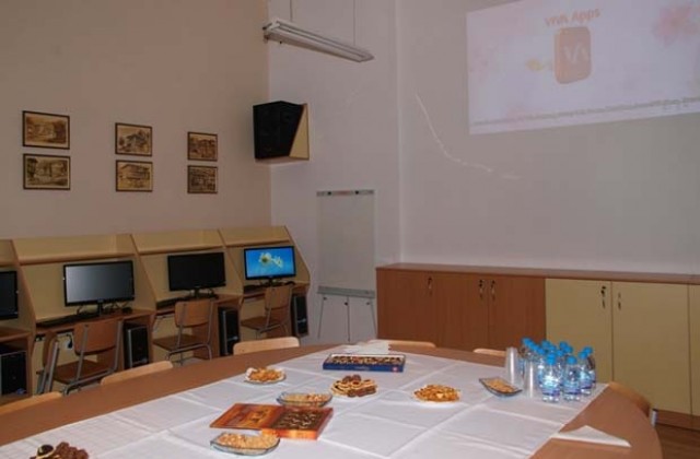 Модернизирана учителска стая в СОУ „Цар Симеон Велики