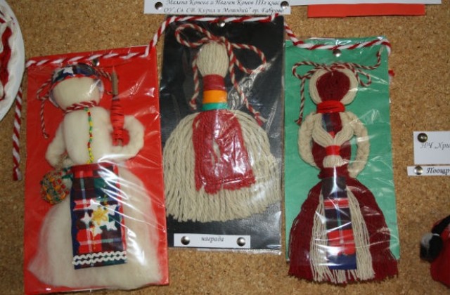 Ясни са победителите в Конкурса за мартеници на „Етъра”