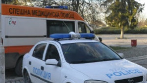 Такси горя в сградата на общината