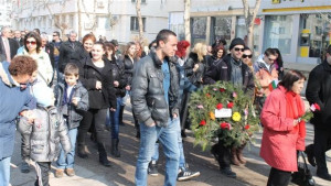 С песни на Володя Стоянов и шествие отбелязаха Освобождението в