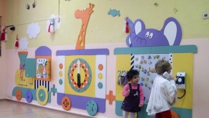 Интерактивно влакче в яслата
