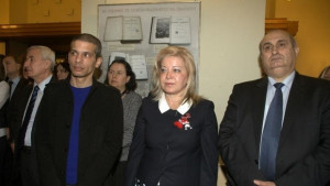 Деца от социални домове изработиха мартенички за народните представители