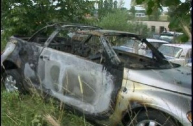 Две коли горяха при пожар