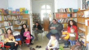 Стая на приказкитенова инициатива в библиотеката