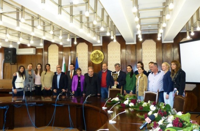 „Дунав 8806“ с награда от кмета за спечелената Купа България