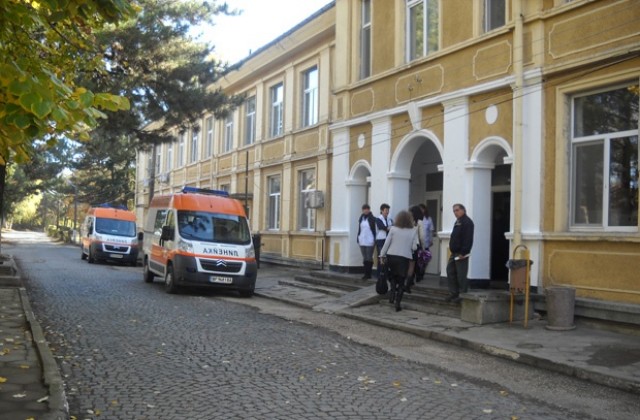 Лекари от филиала в Оряхово: За нас се сеща само един депутат!