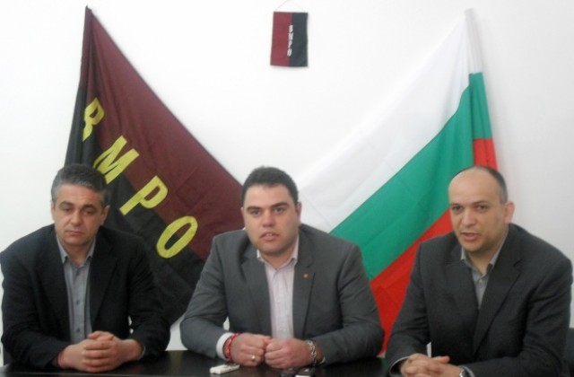 От ВМРО поискаха оставката на общинския си съветник