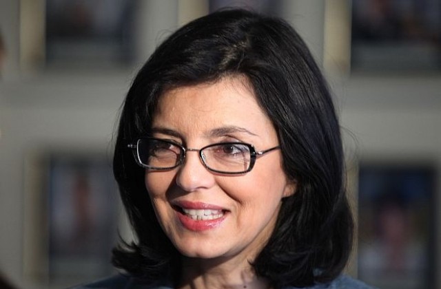 Кунева се съмнява, че ГЕРБ ще съществува след изборите