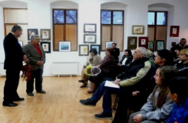 Румънски художник показва творбите си в Шабла