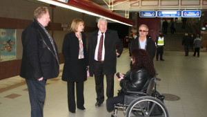 Метрото вече е достъпно за хора с увреждания