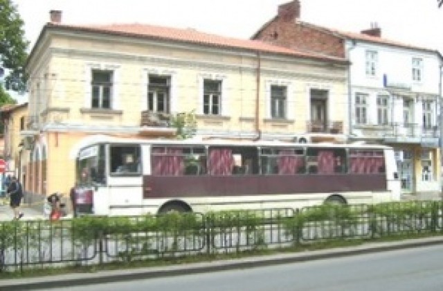 Автобуси за Задушница в Кюстендил