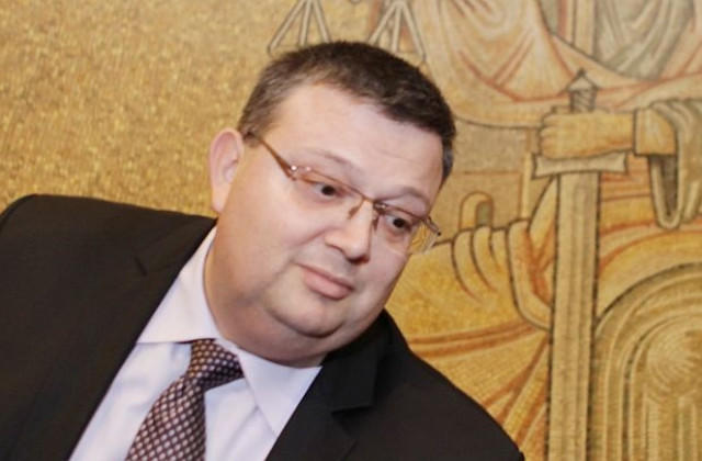 До седмица Цацаров ще реши дали да накаже градския прокурор на София