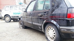 Близо 30 коли осъмнаха с нарязани гуми в Люлин