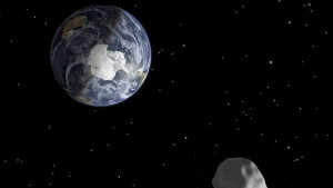 Огромен астероид мина край Земята