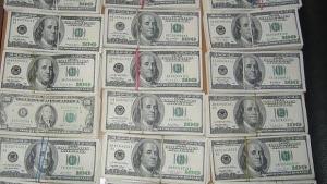 Арестуваха мъж с близо 14 000 менте