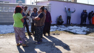 И ромите се вдигат на протест правят палаткови лагери