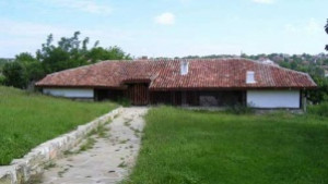 Реставрират 170годишен православен храм в Бяла