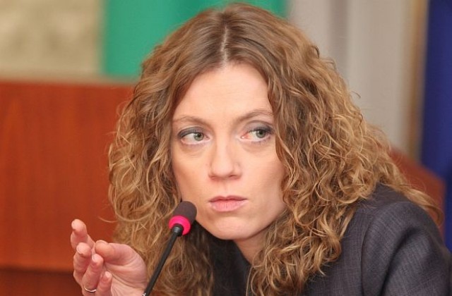 Зам. образователният министър Милена Дамянова подаде оставка