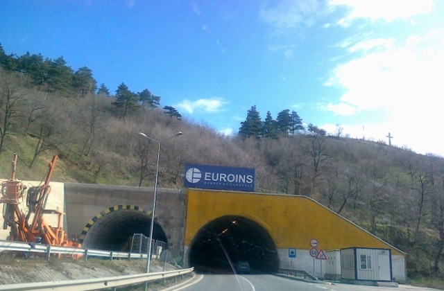 Затруднено движение утре при тунел Дупница
