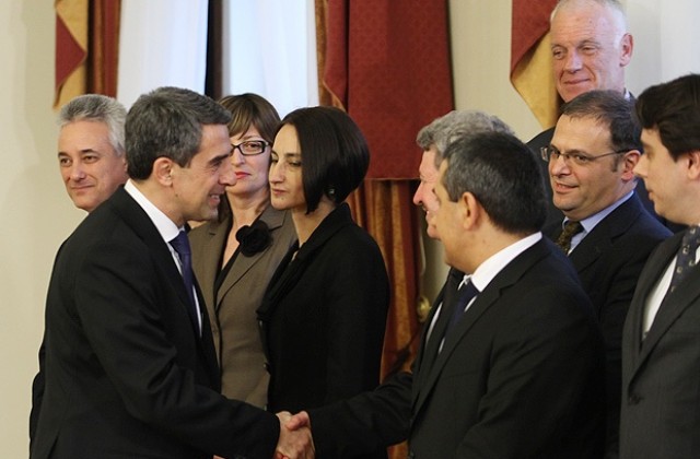 „Добро ченге, олимпиец и герой - в състава на служебния кабинет