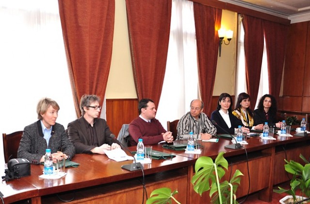 Делегация от Швейцария и БЧК бе във Враца