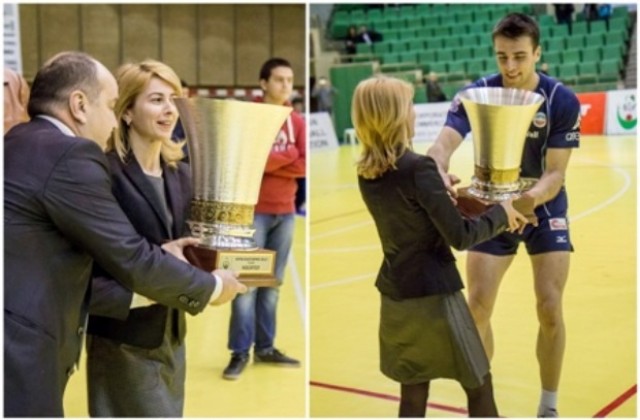 Кметът на Габрово връчи Купата на България по волейбол при мъжете на Марек Юнион Ивкони