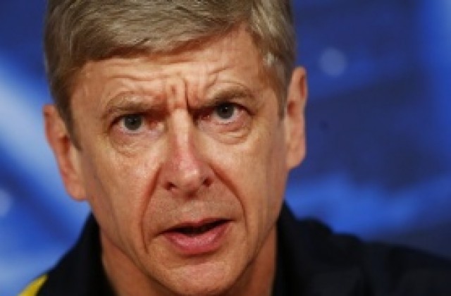 Венгер остава начело на Арсенал и другия сезон