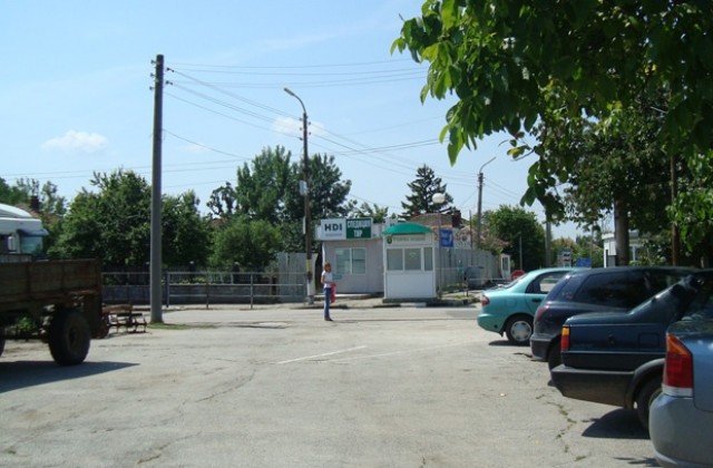 Трима алжирци и мароканец заловени до българо-сръбската граница