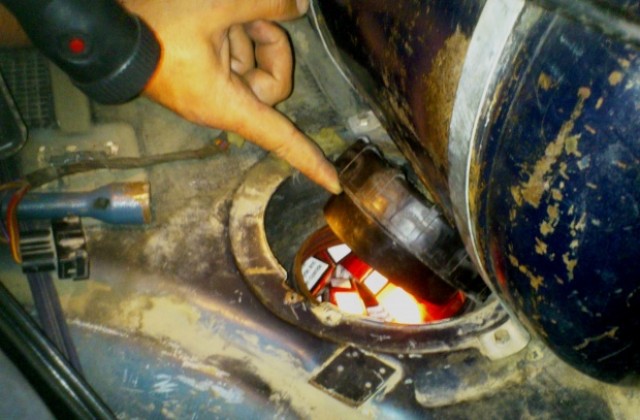 Пласьори на нелегални цигари се оправдават с нуждата от тютюн за “лична употреба”