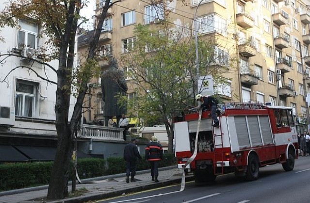 Мъж загина при пожар в Бургас