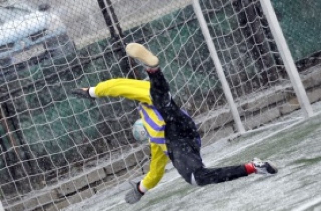 СНИМКИ: Самоков организира първо аматьорско първенство по футбол