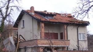 Възстановено е електрозахранването към почти всички селища в Габровско