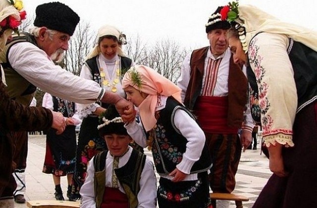 Днес е Сирни Заговезни, искаме и даваме прошка