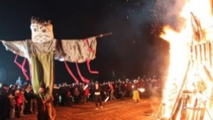 Пречистващ огън за Сирни заговезни в Мартен