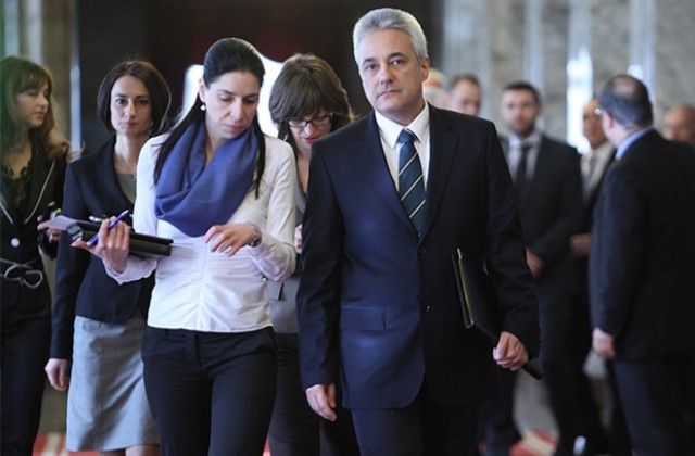 Стоте дни на кабинета Райков