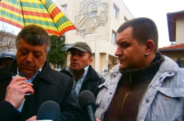 Протестиращи поискаха оставката на воден шеф