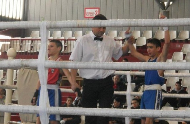 Ученик от Спортното училище на международен турнир в Русия