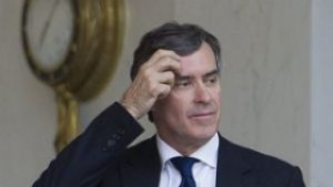 Разследване за банкова сметка в Швейцария коства поста на френски