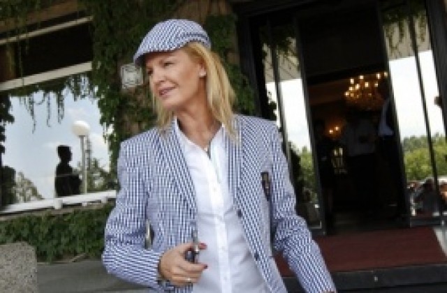 Костадинова разкритикува олимпийците ни пред Общото събрание