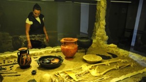 Показват тракийската гробница от Големани в Регионалния исторически музей