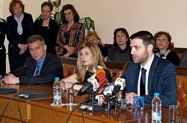 Ще направя всичко възможно да оздравим БДЖ, обеща транспортният министър