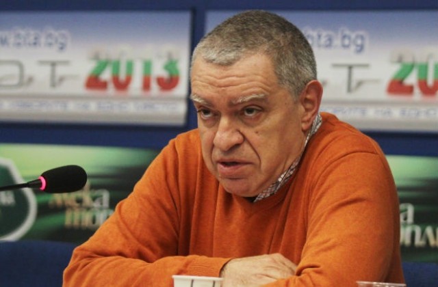 ГЕРБ застана зад проф. Константинов, съзря нова Тройна коалиция