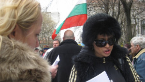 Събират подписи в подкрепа на Демократичната гражданска инициатива
