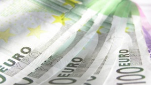 Deutsche Bank и Citi Group се състезават за отпускането на