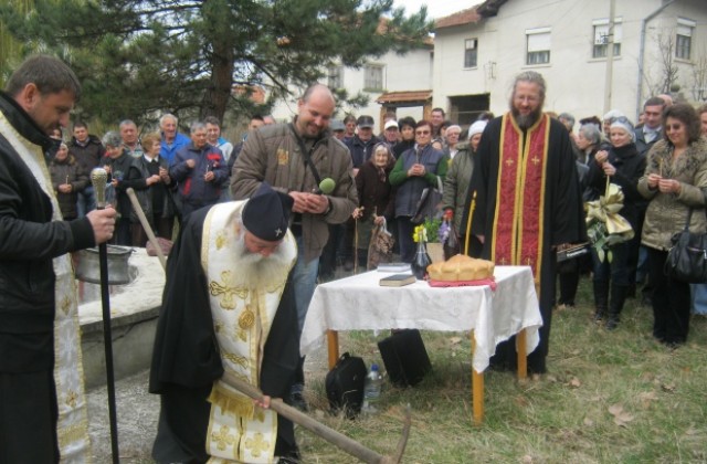 Нов православен храм градят в ловешко село